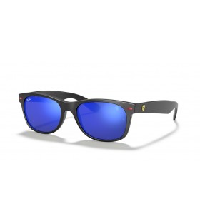 Ray-Ban RB2132M Scuderia Ferrari Collection M (55 - 18) / Blue lenses and Black frame Sunglasses