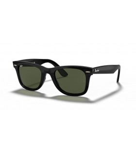 Ray-Ban RB4340 Wayfarer Facilité M (50 - 22) / les lentilles Vertes et Noir frame Lunettes de soleil